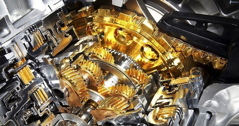 Зачем и как часто менять масло в двигателе