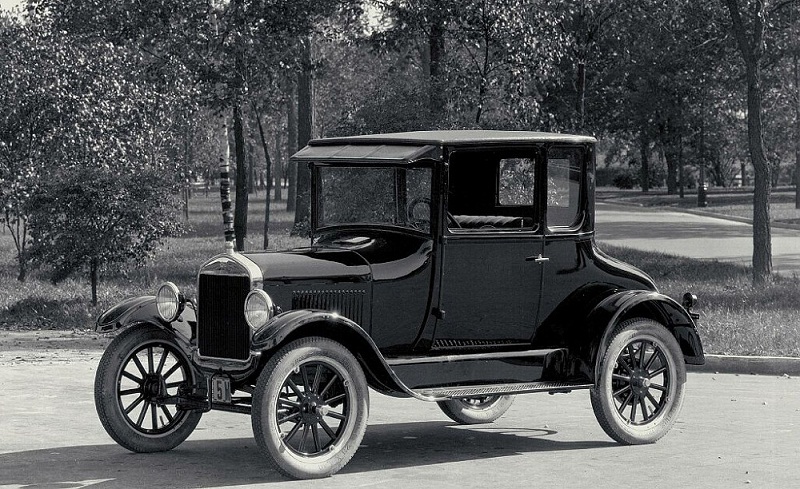 Автомобиль Форд за 215 долларов Автомобиль Форд за 215 долларов